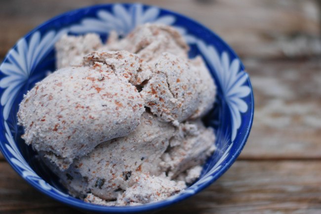 Vanilla almond milk homemade-11