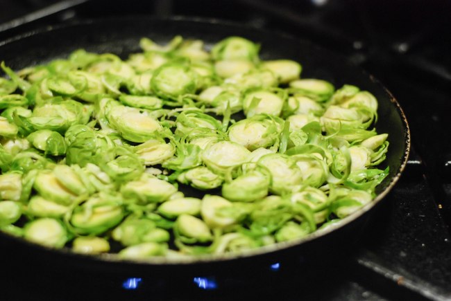fall salad brussel sprouts pomegranate